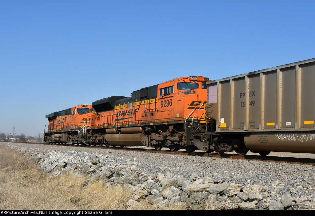 BNSF 9296 Roster shot